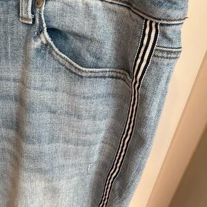 Talbots crop Jean with side stripes 18W